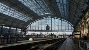 La gare Saint-Jean de Bordeaux, Isciane Labatut